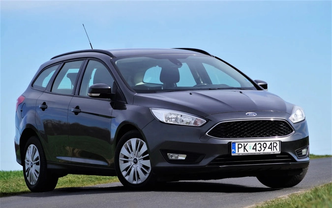 Ford Focus cena 29700 przebieg: 140000, rok produkcji 2015 z Kalisz małe 781